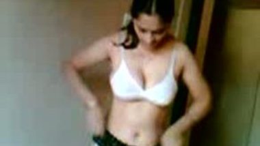 Shy Indian Aunty Marathi Stripping