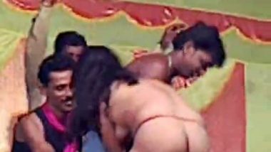 Outdoor nude Andhra girls record stage dance