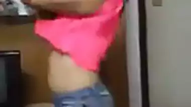 Hot indian muslim girl dancing non nude