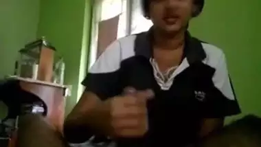 Hindi sex video of teen giving a handjob
