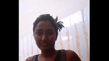 Sexy Telugu babe Swati Naidu taking a shower