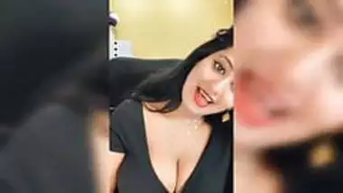 desi anjali boob show