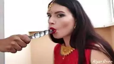 Indian Desi Bhabhi Alyssa Quinn Gets Fuck & Swallows
