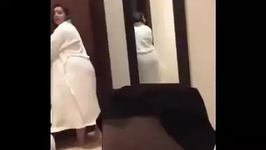 Indian aunty Huge Ass