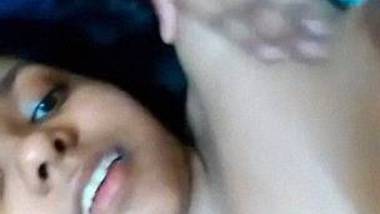 Horny Bandra girl naked solo boob show leaks