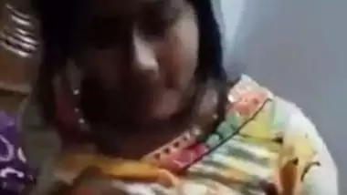 Bangladeshi hottie nude video