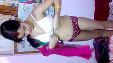 Xxxn Saninol - Married indian aunty changing lingerie filmed hot tamil girls porn