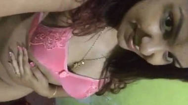 super hot desi girl nude show and hot expressions for boyfriend
