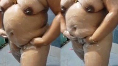 Mallu aunty bath video
