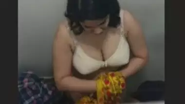 Desi Changing Room Leak New Clips