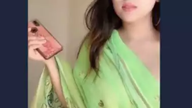 Beautiful girl live show app video 1