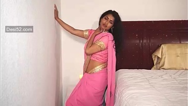 [ Indian porn XXX ] Desi sexy bhabi dance and show her nude