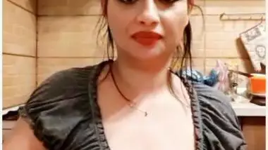Bathroom is the only place where married Desi camgirl can show butt
