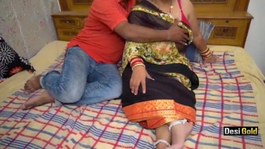 Tamil Housewife Having Sex With Husband's Friend