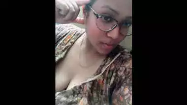 Desi Big Booby CTG Girl Leaked Videos Part 1
