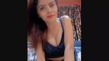 Indian Sexy desi girl on cam