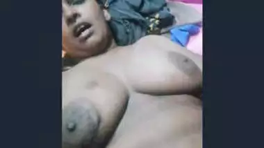 Unsatisfied Village bhabhi fingering her pussy