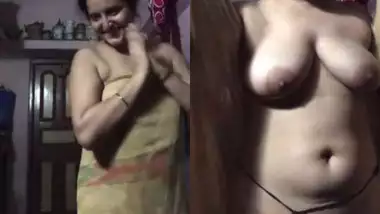 Mature village wife showing her boobs and pussy