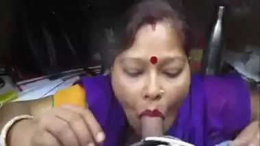Indian aunty sex video of desi cheating wife Latika