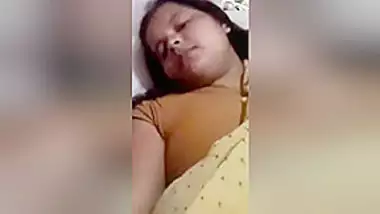 Horny Village Bhabhi Shows Her Wet Pussy And Fingering On Vc Part 3
