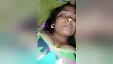 Today Exclusive- Desi Village Bhabhi Ready For Sex