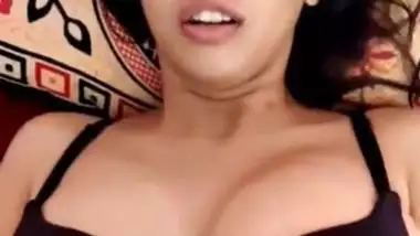 Beautiful sexy Indian XXX girlfriend fucking with her cocky boyfriend MMS