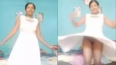 Cute Tamil wife pussy live show, flashing their cunt