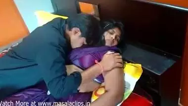 Hindi masala sex clip - Maid ki saree mai thukai