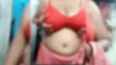 Desi aunty big boobs