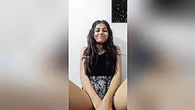 Shy Indian Girl Shows Her Pussy On Vc
