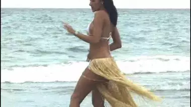 Rita Gupta On Beach Naked - Movies.