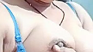 Sexy Horny Bhabhi Nude Selfie Video