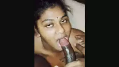 Sexy Lankan Girl Blowjob