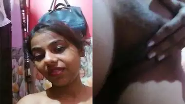Naughty bitch making video of her boobs pussy