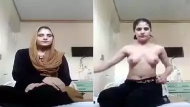 Pashto Girl Showing Boobs Viral MMS Streaming