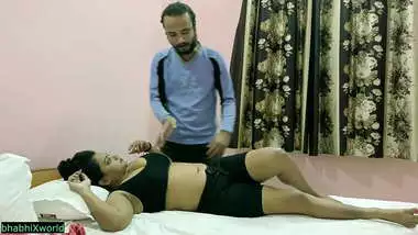 Indian Hot girl Fucking! Sex Free with Body Massage!!