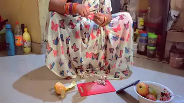 Indian desi MMS of a busty mother and pervert son