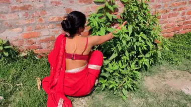 18 Year Old Indian Girl Outdoor Garden Clean After Sex With Boss With Clear Hindi Voice