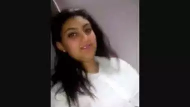 Beautiful bhabhi Video leaked