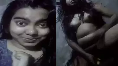 Long hair Bangladeshi sex girl viral masturbation