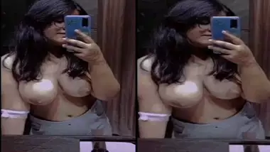 Indian girl plump boobs show mirror video