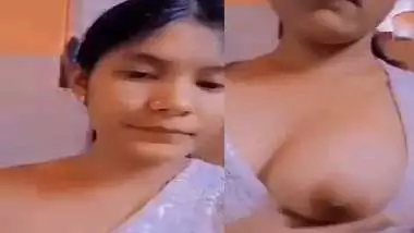Assamese girl boobs show and naked pussy