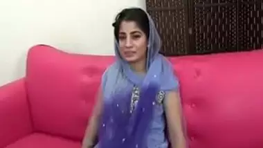 Hot Lahore slut takes a BBC in Pakistani porn video