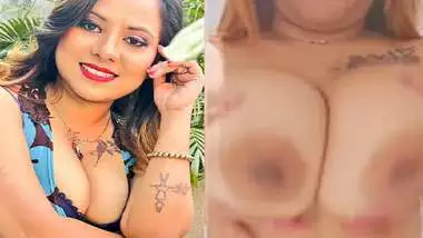Tattooed Desi girl nude playing with huge boobs