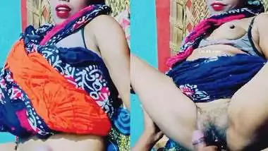 Desi fucking porn bhabhi pussy sex with small dick