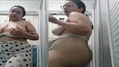 Big ass chubby girl horny naked morning show