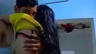 Couple stopping lifting sex due to s cry