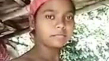 Dehati desi boudi from Bangladesh exposing natural nude figure