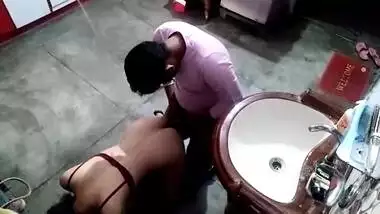Bangla sex video of a nasty guy and his guest