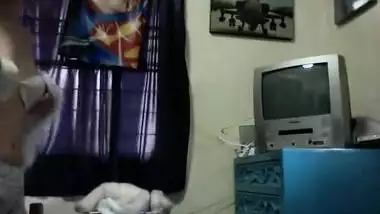 Sexy Tamil Girl Stripping And Dancing Topless